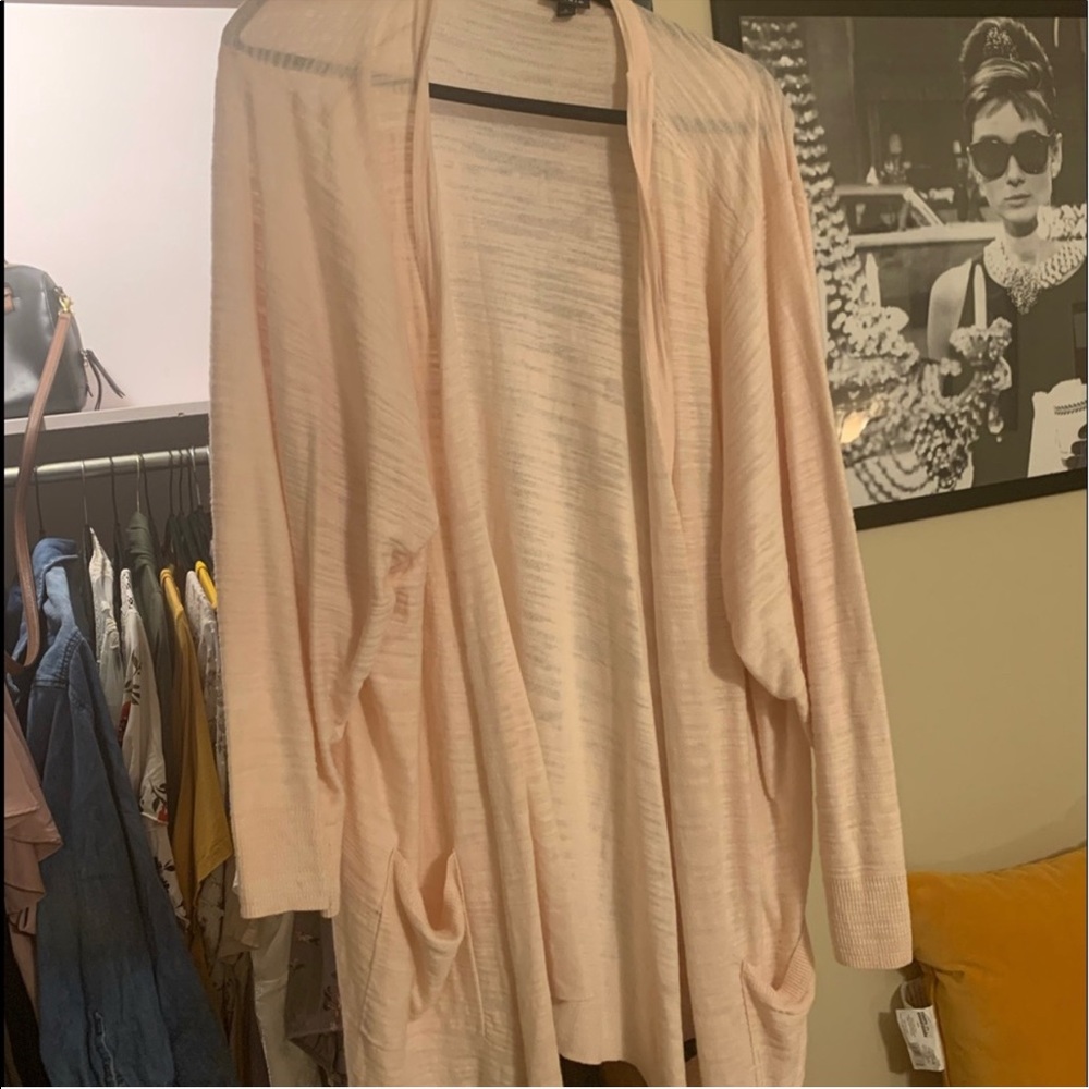 Torrid Size 6 Light Pink Cardigan